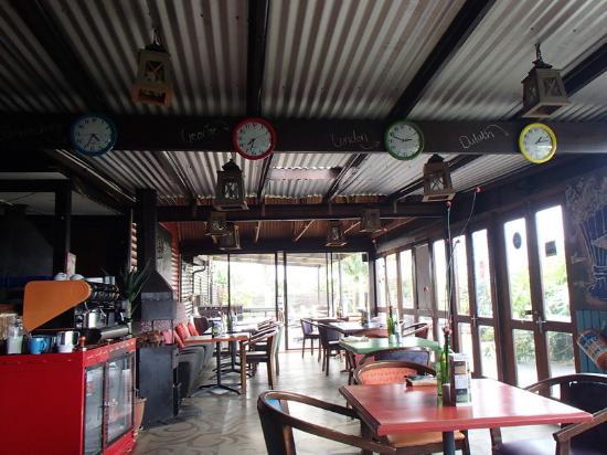 Quiz Nights at Mujõ